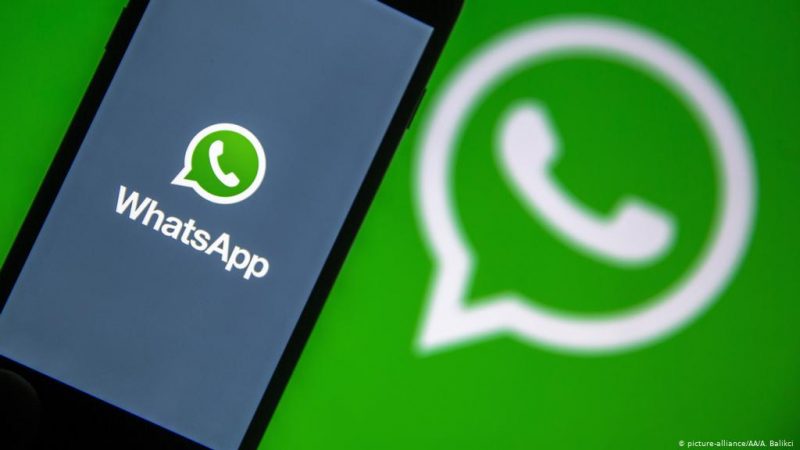 WhatsApp Users Can Soon Leave Groups Without Notifying Others