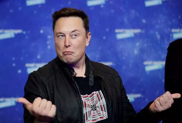 Elon Musk Fired Twitter CEO, Moments After Acquiring it